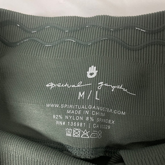 Spiritual Gangster Leggings New Ribbed M/L Army Green - Picture 3 of 11